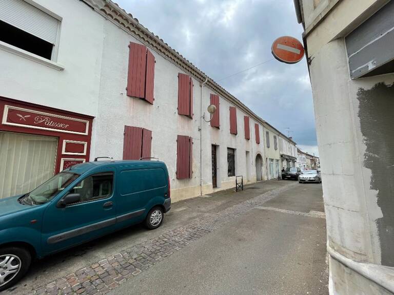 Maison À Vendre — photo 1