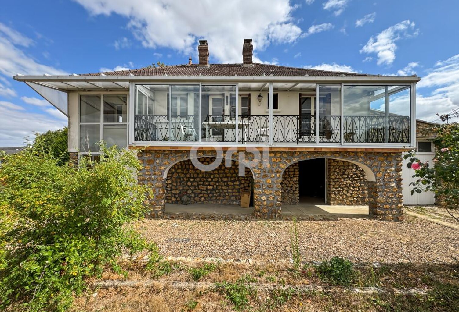 GROSLEY-SUR-RISLE – MAISON DE PLAIN-PIED AVEC SOUS-SOL TOTAL — photo 1