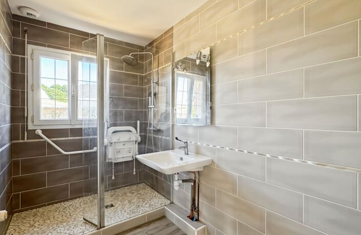 🏡 CONCHES – MAISON FAMILIALE EN CENTRE-VILLE – 4 CHAMBRES – TERRAIN 743 m² — photo 5