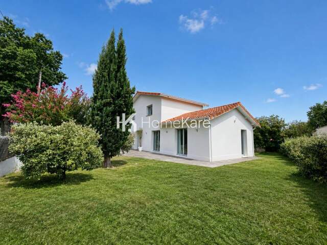 CHARME AUTHENTIQUE ET CONTEMPORAIN — photo du bien