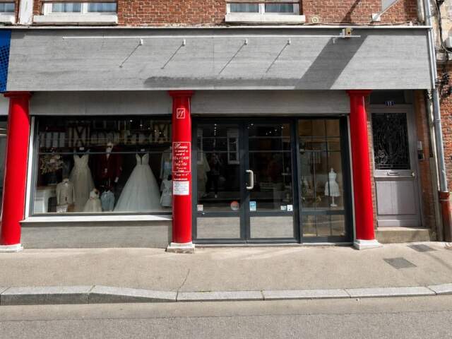 Bien Commercial À Louer 125m² — photo du bien