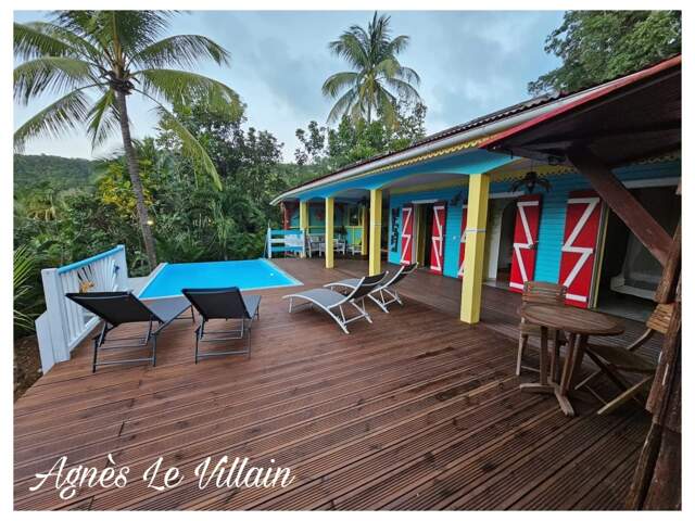 Maison avec piscine + Studio + Bungalow sur 2 500 m2 — photo du bien