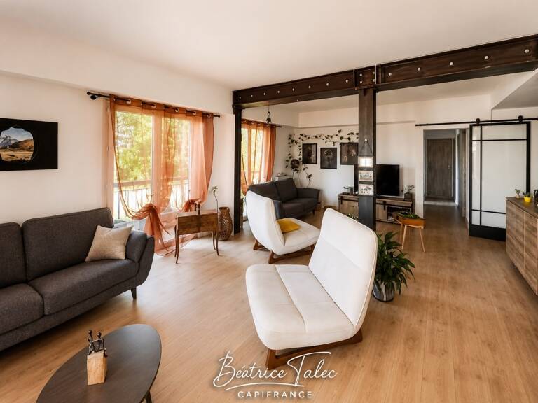 Comme une maison ! Appartement 4 pièces, contemporain avec jardin privatif de 530 m², 3 places parking, Aix-en-Provence, Résidence — photo 1