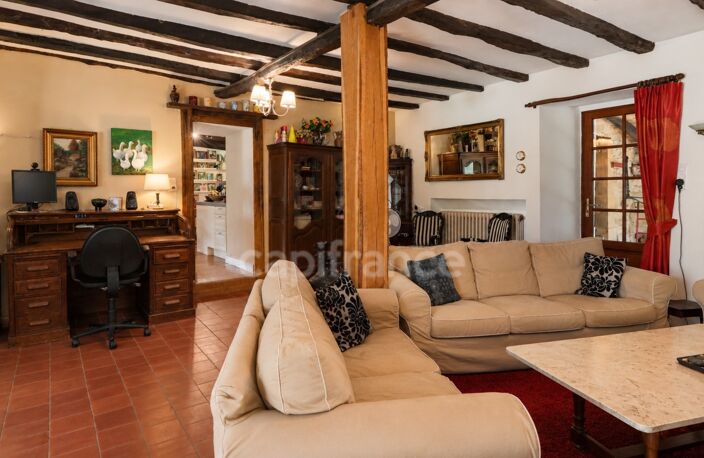 Maison périgourdine en pierre avec gîte, piscine et 1,25 ha de terrain à Doissat — photo 4