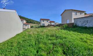 Terrain  737 m² à vendre à Pomeys (69590)