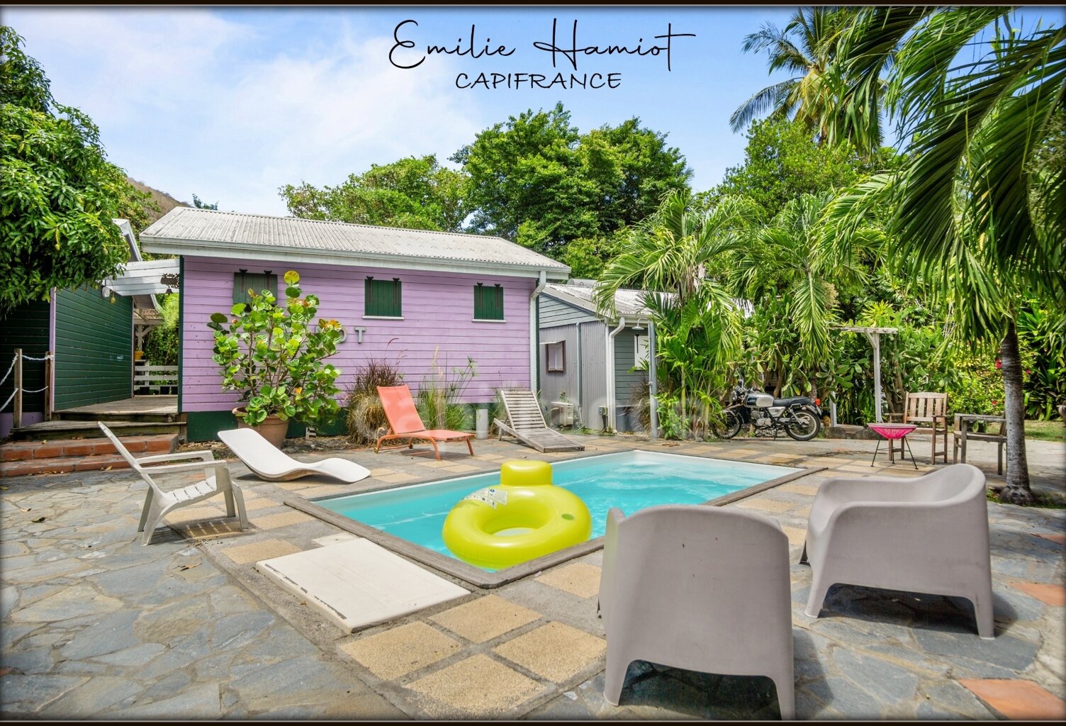 A louer sur Case Pilote - Fond Boucher - Appartement en RDC 4 pièces - jardin et piscine commune — photo 1
