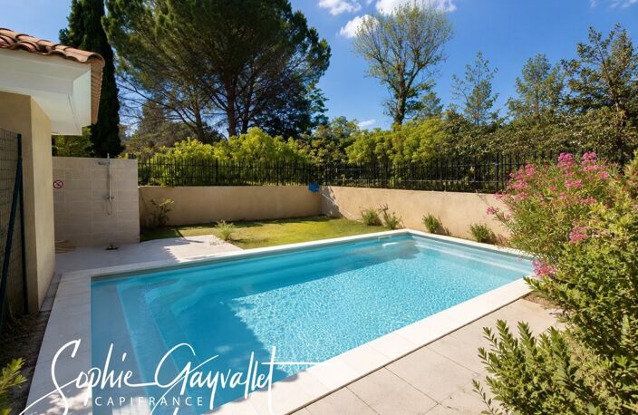 PUYRICARD – T3 DERNIER ÉTAGE – TERRASSE – PISCINE – BOX & PARKING — photo 2