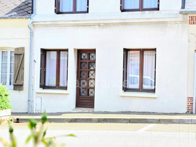 À VENDRE MAISON DE VILLE PROCHE DE LA MER de 77.5m², 4 pièces a EU (76) — photo du bien