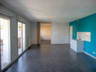 Appartement à vendre 3 pièces avec garage JASSANS RIOTTIER (01) — photo 3