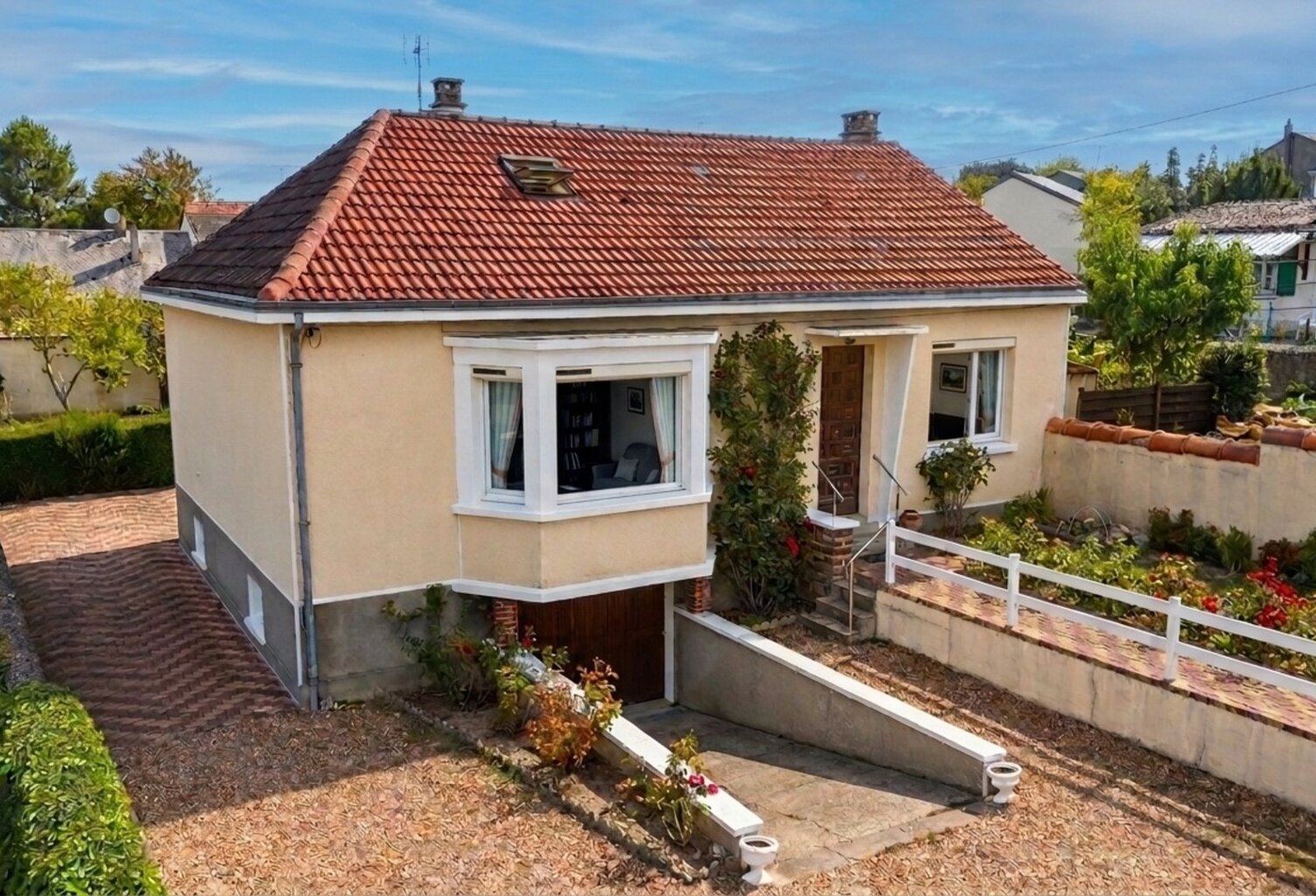 Maison Centre CERANS FOULLETOURTE (72) — photo 1