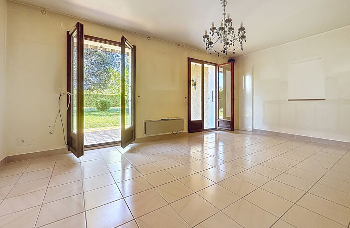 Maison à vendre 6 pièces SAINT GENIS POUILLY (01) — photo 5