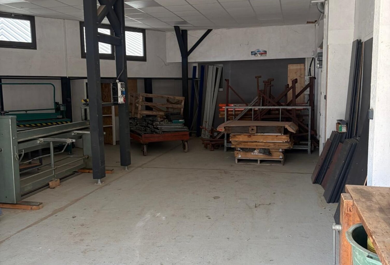 Local d'activité à louer SAINT JEOIRE PRIEURE (73) 90 m² — photo 1