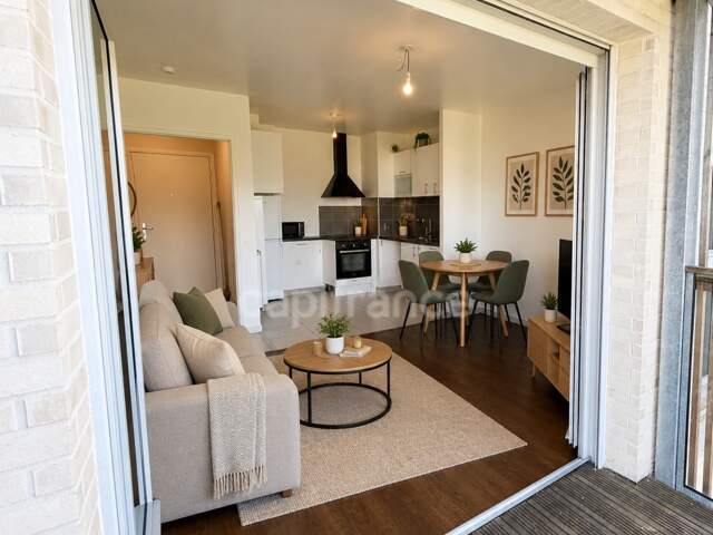 À vendre – Appartement 2 pièces dernier étage avec balcon, parking et prestations impeccables – Cergy — photo du bien