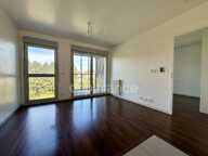 À vendre – Appartement 2 pièces dernier étage avec balcon, parking et prestations impeccables – Cergy — photo 3