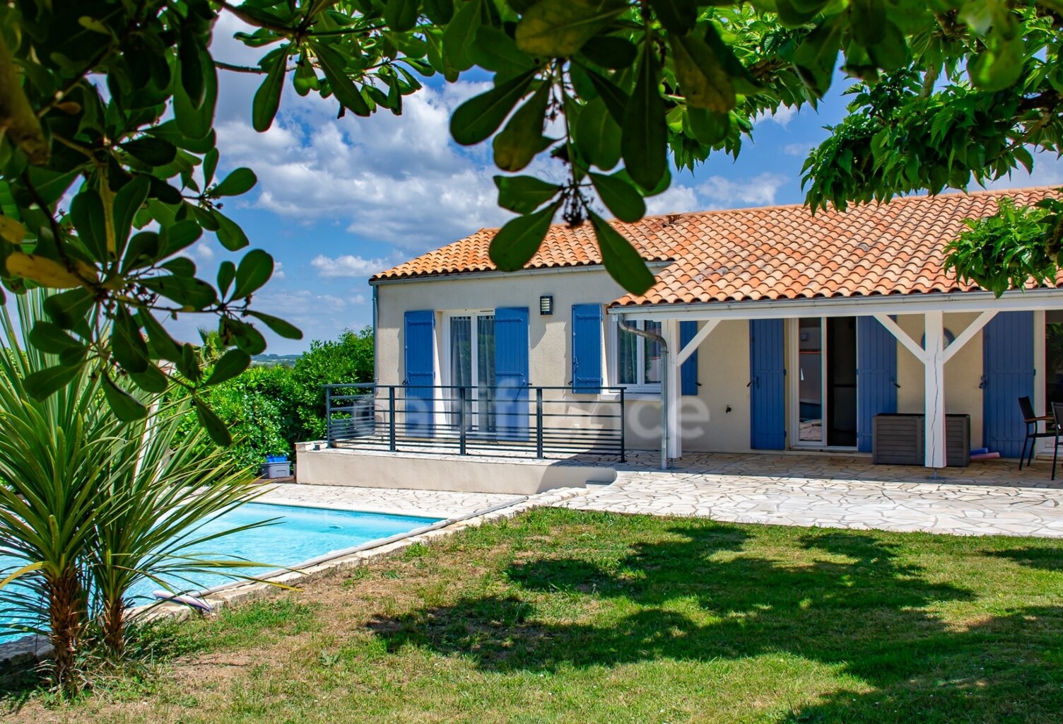 MESCHERS-SUR-GIRONDE – MAISON AVEC PISCINE, PROCHE PLAGE ET CENTRE-VILLE — photo 1