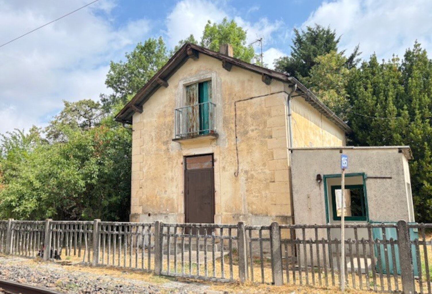 Maison à vendre 4 pièces BENGY SUR CRAON (18) 68 m² terrain 1250 m² — photo 1