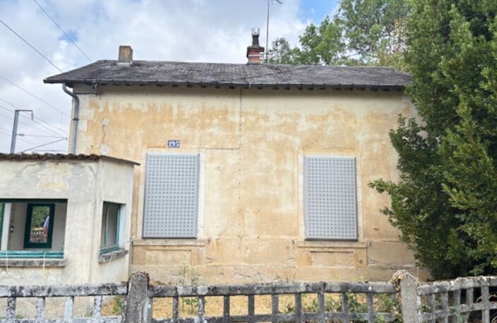 Maison à vendre 4 pièces BENGY SUR CRAON (18) 68 m² terrain 1250 m² — photo 3
