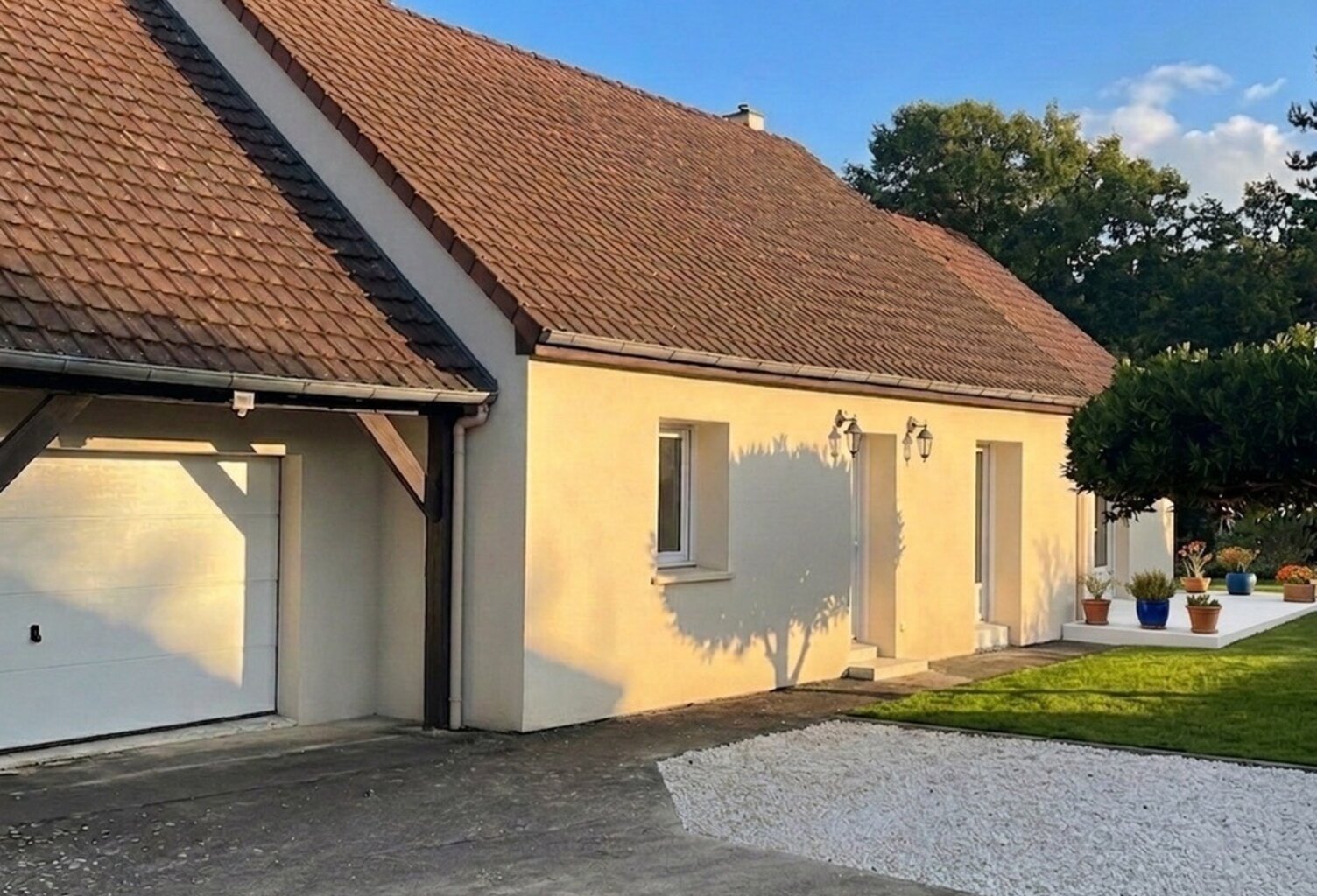 Maison à vendre 5 pièces – 105 m² – Jardin 900 m² – Mouen (14 790) — photo 1
