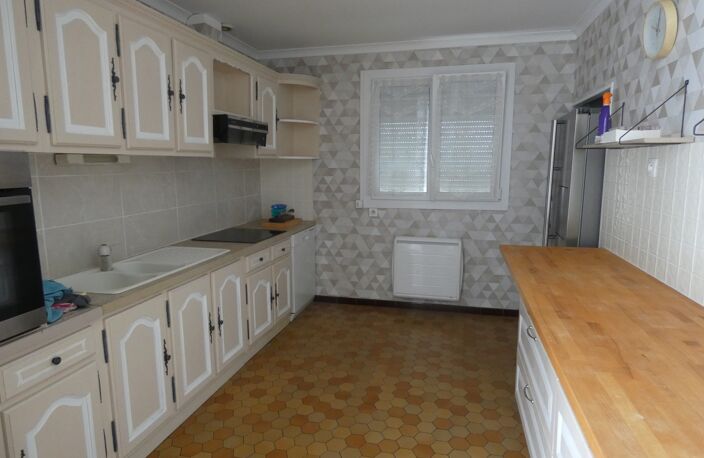 Maison à vendre 4 pièces FALAISE (14) de 75 m² habitables sur 966 m² de terrain — photo 3
