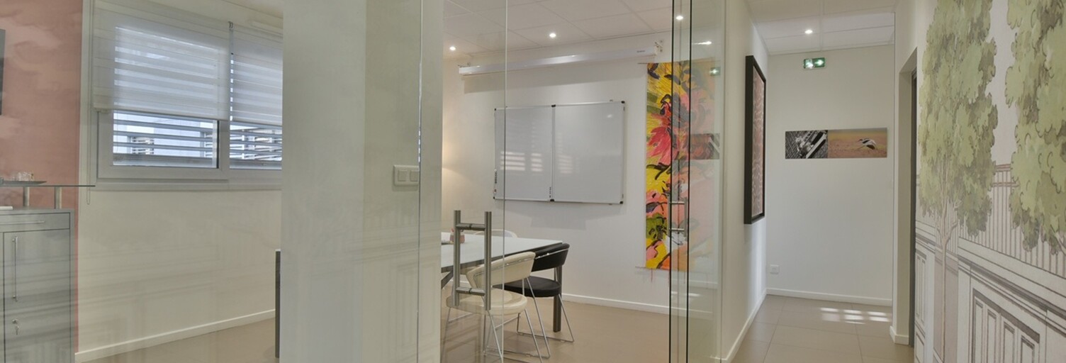 Bureau 6 Pièces 123 m² à vendre à Mâcon (71000)