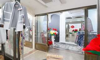 Commerce 4 Pièces 115 m² à vendre à Aigues-Mortes (30220)