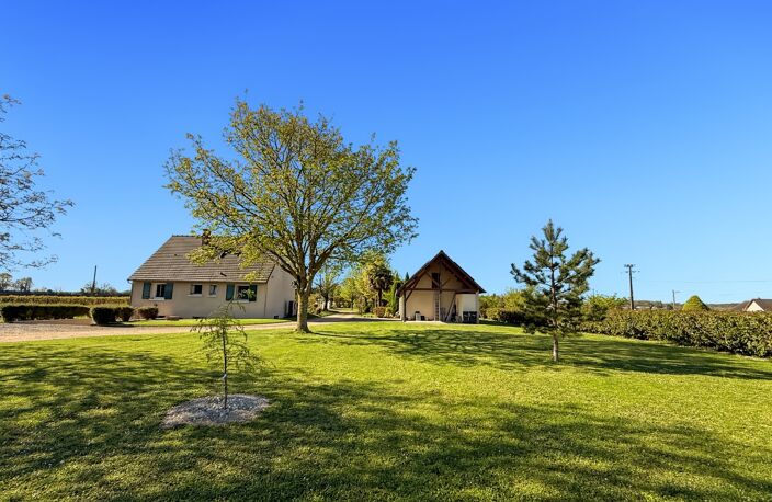 Dept de la Vienne (86) Maison de caractère type 8 à vendre — photo 4