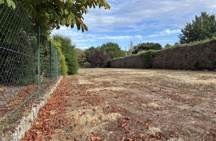 TERRAIN A BATIR - LA TURBALLE - QUARTIER CALME — photo 2