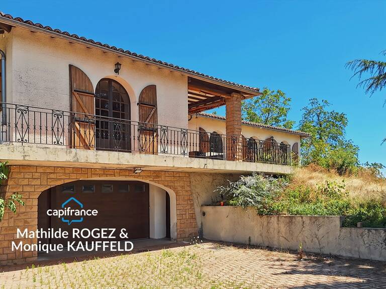 Maison à vendre 7 pièces  (63) avec vue et jardin — photo 1