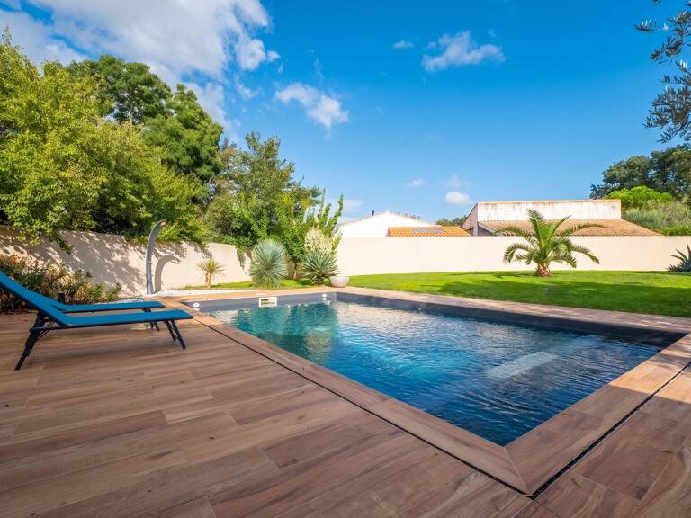Maison à vendre 5 pièces SAINT MEDARD D'AUNIS (17) — photo 1