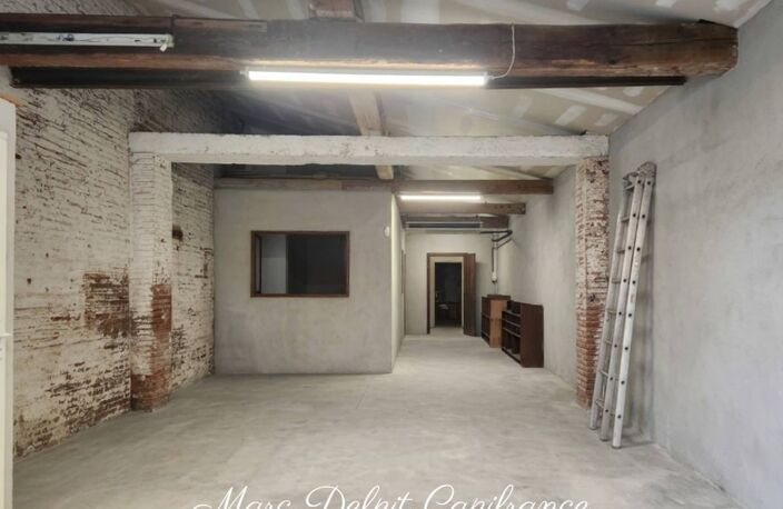 À VENDRE - LOCAL COMMERCIAL AVEC GARAGE - PERPIGNAN CENTRE (66) Possibilité d'extension verticale — photo 2