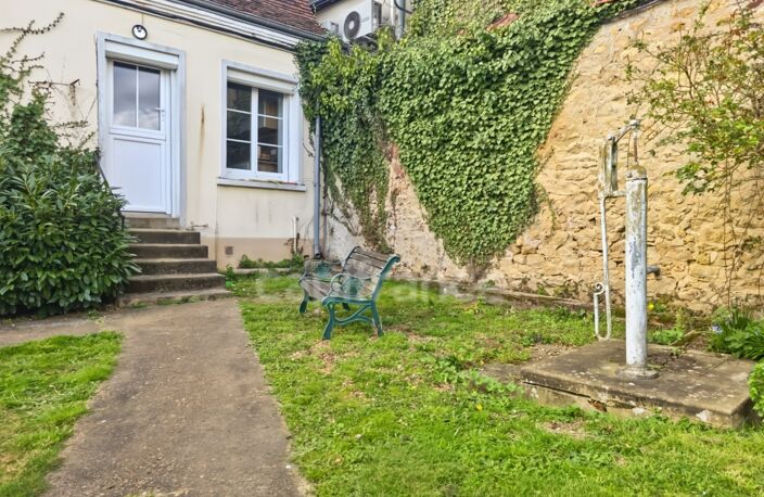 Secteur Bouloire - Ancien presbytère chargé d’histoire — photo 3