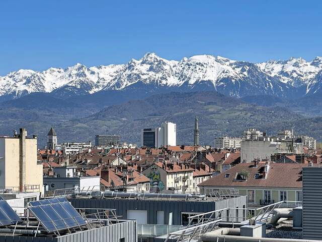 GRENOBLE – CHAMPIONNET / COURS JEAN JAURÈS – 6 PIÈCES – 148 m² – VUE PANORAMIQUE — photo du bien