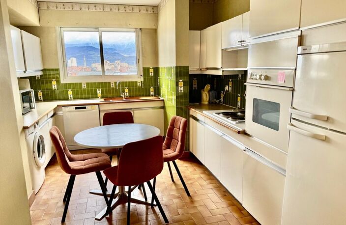 GRENOBLE – CHAMPIONNET / COURS JEAN JAURÈS – 6 PIÈCES – 148 m² – VUE PANORAMIQUE — photo 5