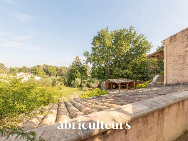 Villa de 170 m² sur 2,4 hectares, deux logements indépendants, piscine et vue Luberon – Lauris — photo du bien