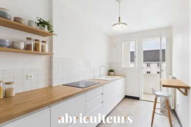 Appartement 4 pièces 146900 €