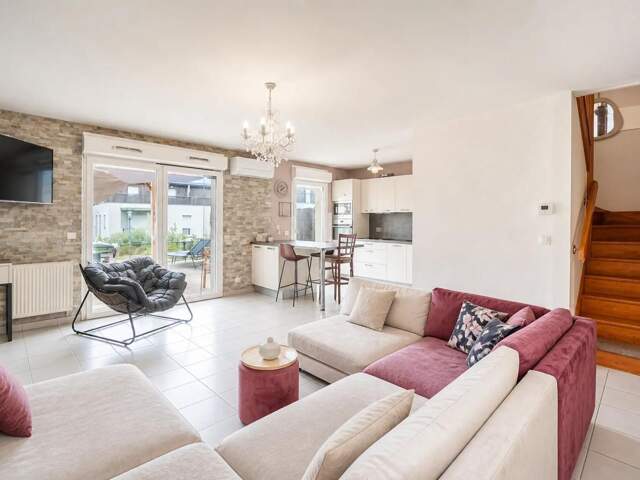Maison de 4 pièces de 82 m² à Carbon-Blanc — photo du bien