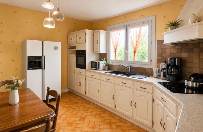 Maison de 4 pièces de 90 m² situé à Juillan — photo 3
