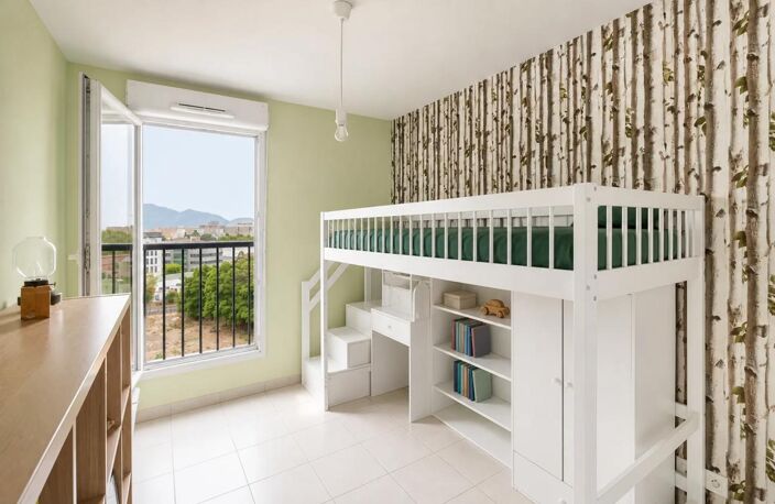 Appartement de 3 pièces de 60 m² à Marseille Capelette — photo 3