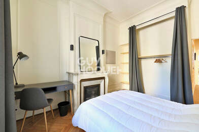 Appartement 1 pièces 700 €