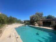 A VENDRE LA SEYNE SUR MER 83500 GRANDE MAISON FAMILIALE AVEC PISCINE  GARAGE — photo 3