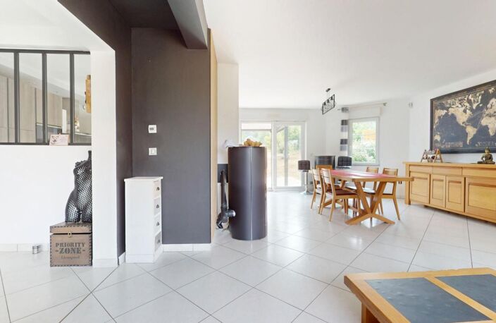 Maison Familiale 124m² | Terrain 2000m² Sans Vis-à-Vis | Garages & Pergola – Budling — photo 4