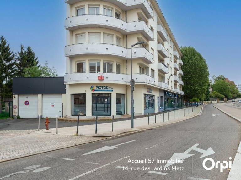 Appartement lumineux avec double balcon + parking + 2 caves – Résidence sécurisée — photo 1