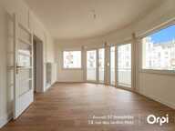 Appartement lumineux avec double balcon + parking + 2 caves – Résidence sécurisée — photo 2