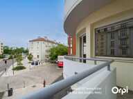 Appartement lumineux avec double balcon + parking + 2 caves – Résidence sécurisée — photo 3