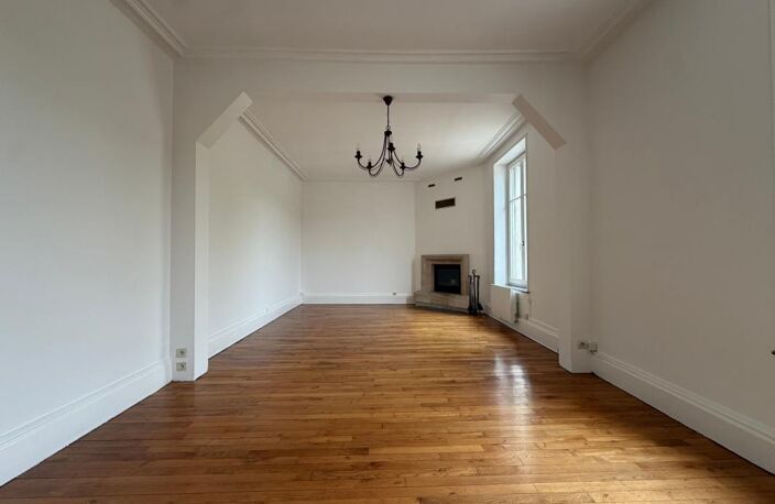 Appartement À Louer — photo 2