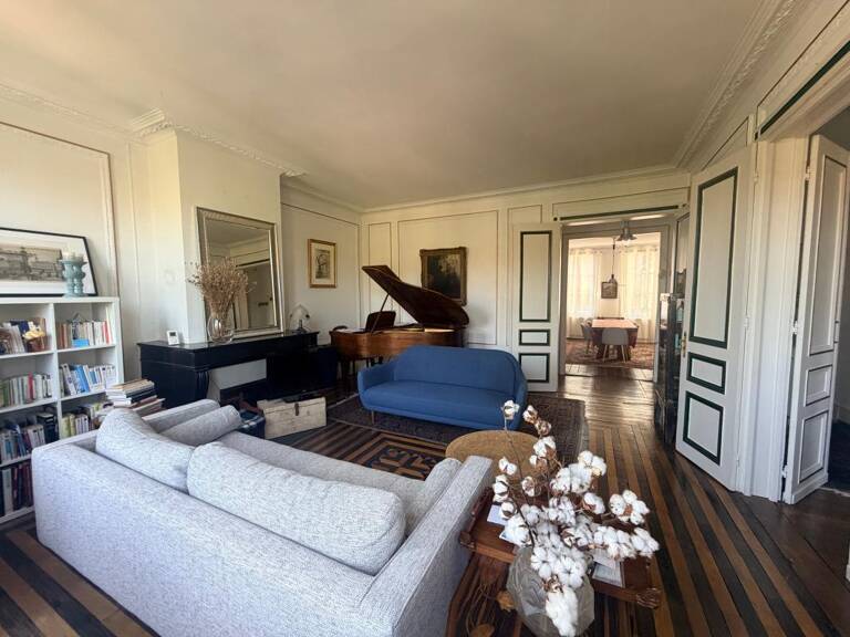 Appartement À Vendre — photo 1