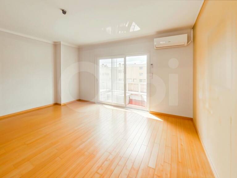 Appartement T3 non meublé Terrasse — photo 1