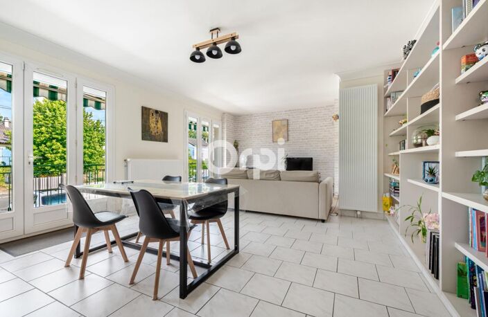 MAISON ENTIÈREMENT RÉNOVÉE, 5 chambres, sous-sol, DPE en indice B — photo 2