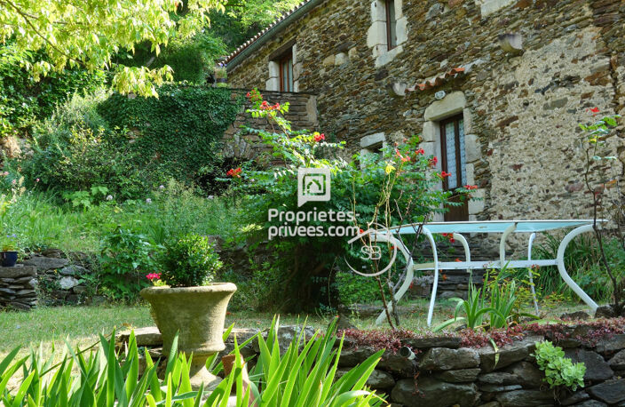 Mas  typiquement cévenol - Malbosc (limite Gard/Ardèche) 215 m² | 8 pièces | Terrain  17 497 m²| Piscine — photo 4