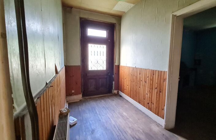 24400  Mussidan Maison  style année 30 proche centre ville.  5 pièces 135 m2 dépendance et jardin — photo 3